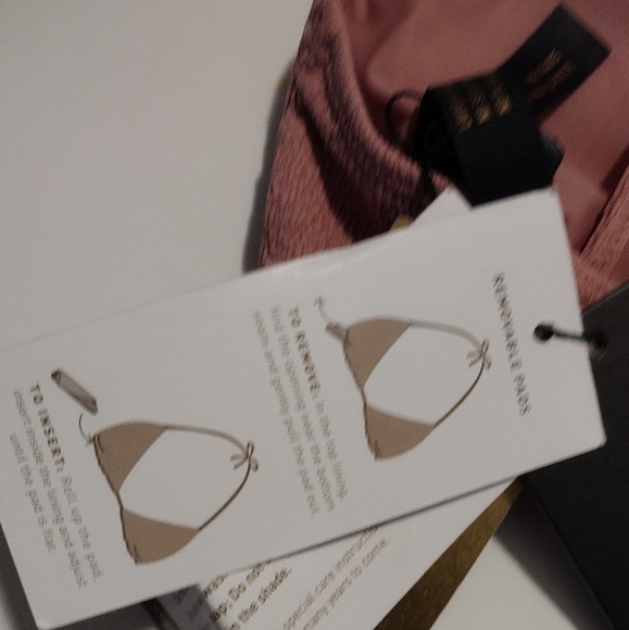 Flora Nicole Duchess Vix Swim Top - Picture 12 of 13